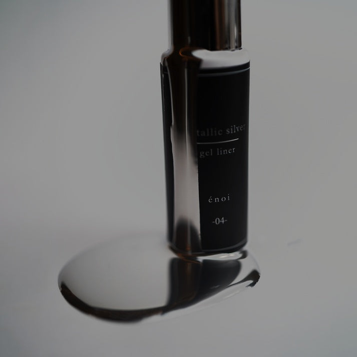 énoi metallic gel liner - (4 colour types)