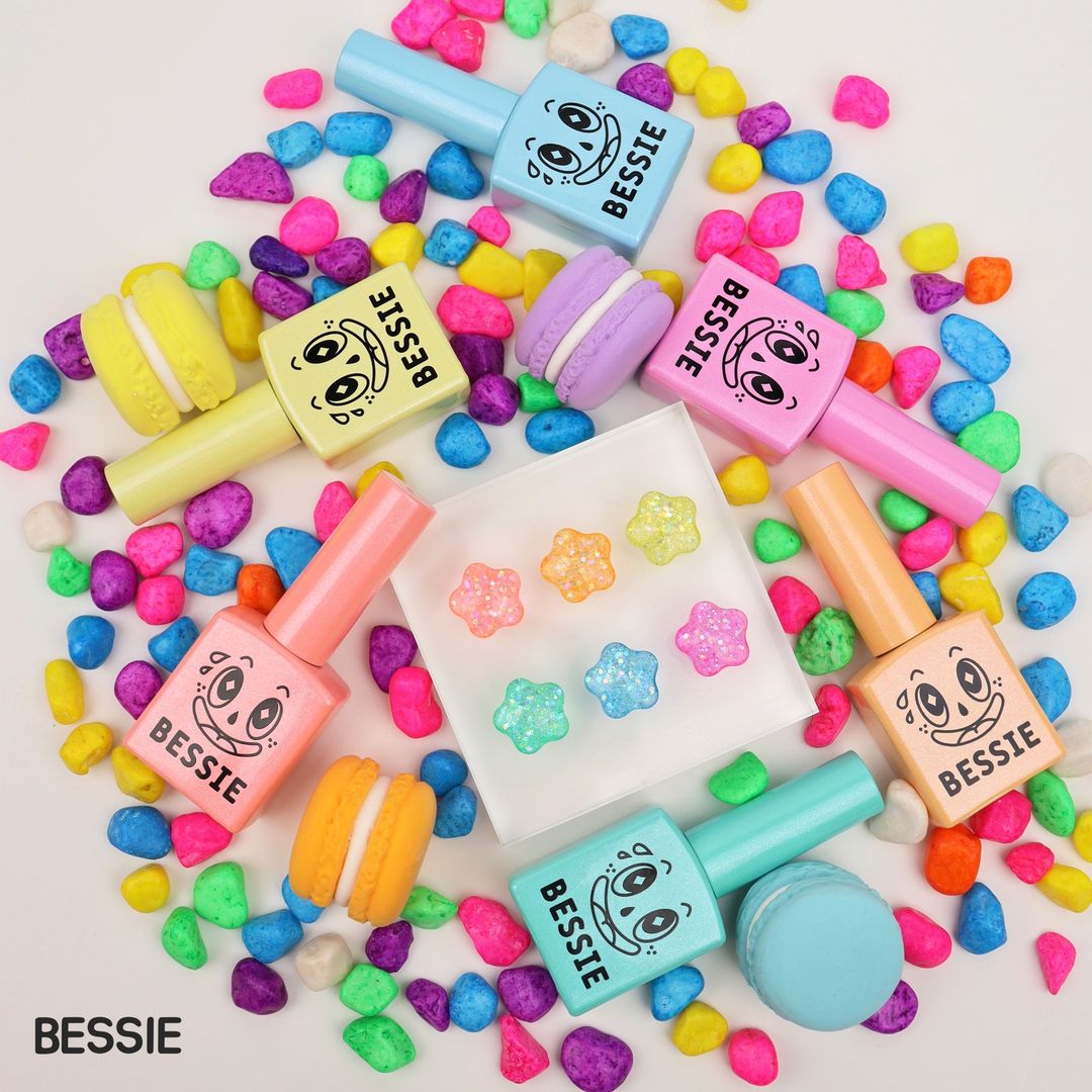 Bessie sold Gel Polish Collection