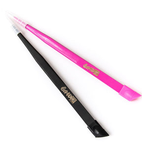 Nail tweezers with silicon tool - black/pink